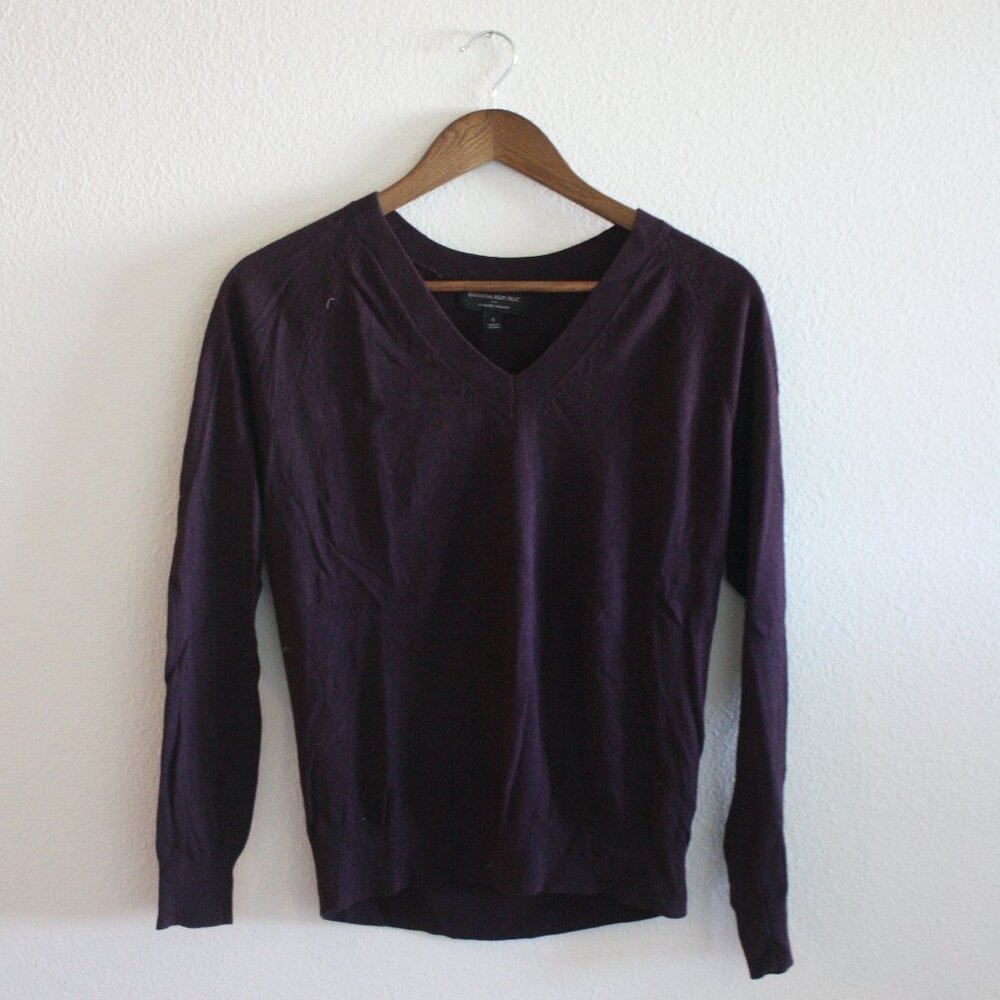 NWOT Banana Republic V Neck Forever Sweater